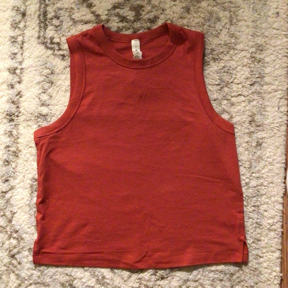 Lululemon Cropped Tank!